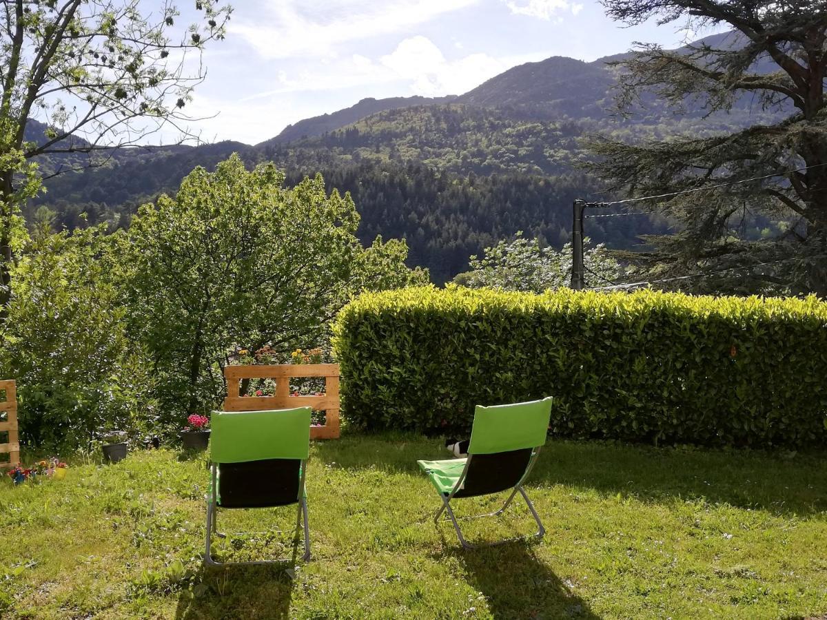 Gites En Cevennes "Chez Steloune" Genolhac Exterior foto